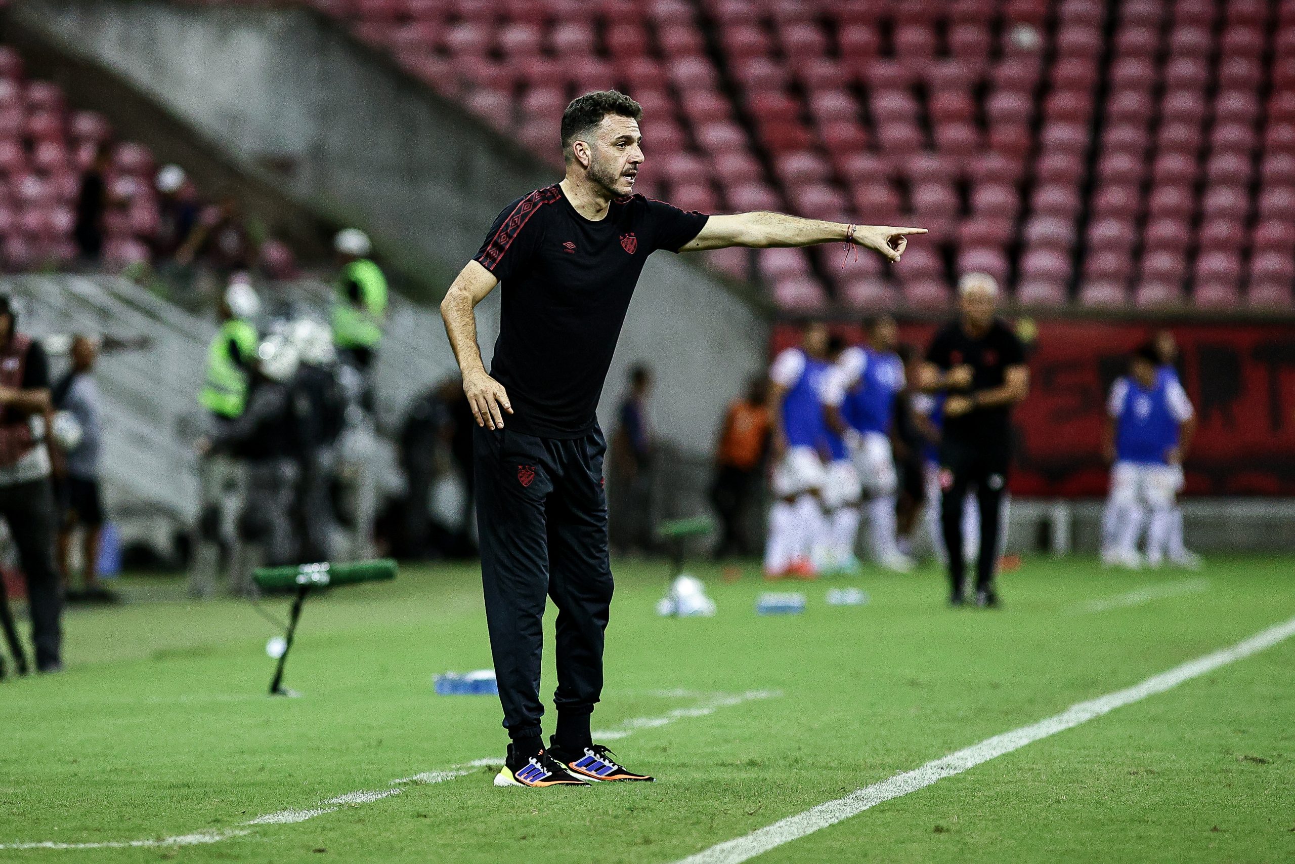 Técnico do Sport próximo adversário do Atlético rasga elogios a