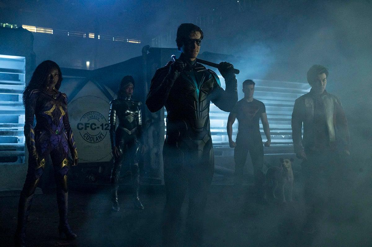 Trailer da quarta temporada de Titãs, Parte 2 revela o traje Robin de Tim  Drake