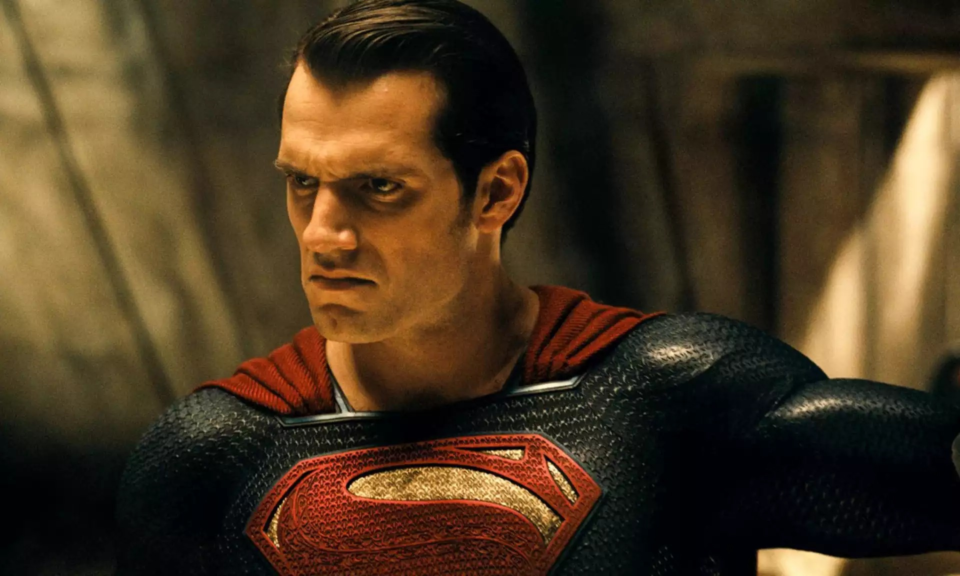 HENRY CAVILL DEMITIDO! Novo Superman anunciado! 