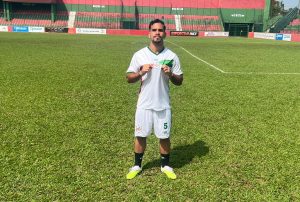 O volante Athos Moreno foi emprestado à Portuguesa Santista, para disputa da Paulista Cup Sub-20.