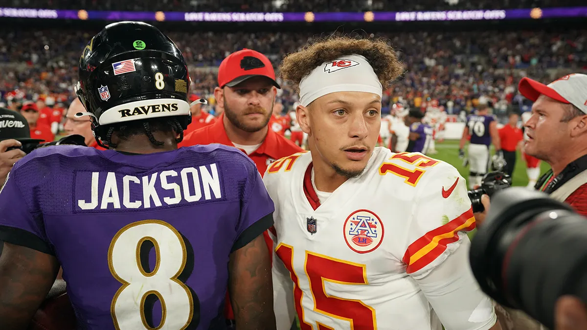 Patrick Lavon Mahomes II e Lamar Jackson.